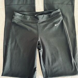 Nike Dry-Fit Black Wide Legged Joggers/Pants/Small